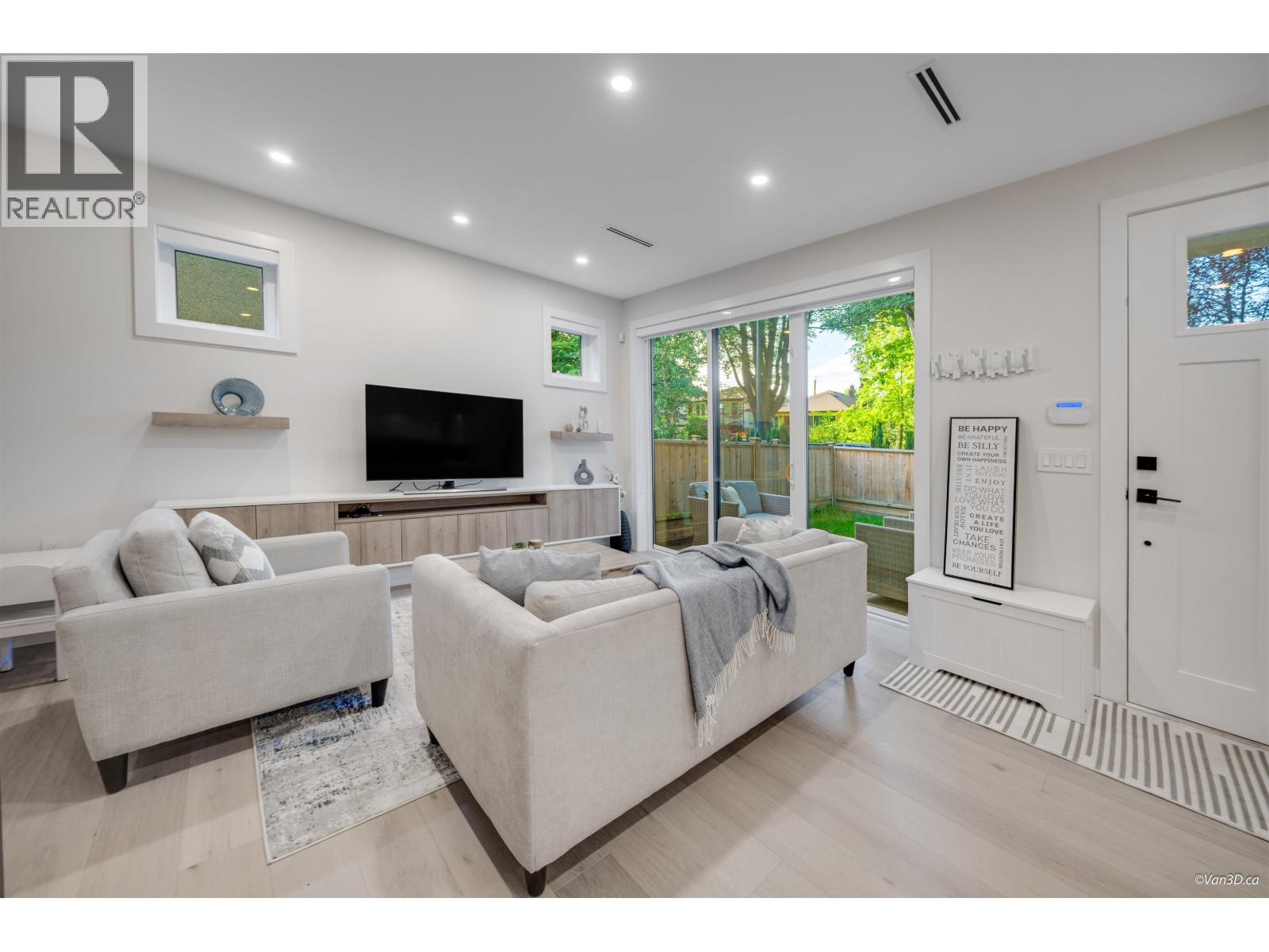 2558 William Street, Vancouver, British Columbia  V5K 2Y4 - Photo 6 - R3105994