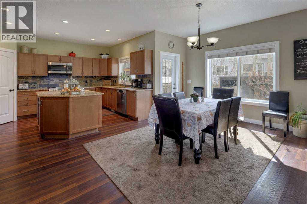 729 Canoe Avenue SW, Airdrie, Alberta  t4b 3k5 - Photo 6 - A2293522