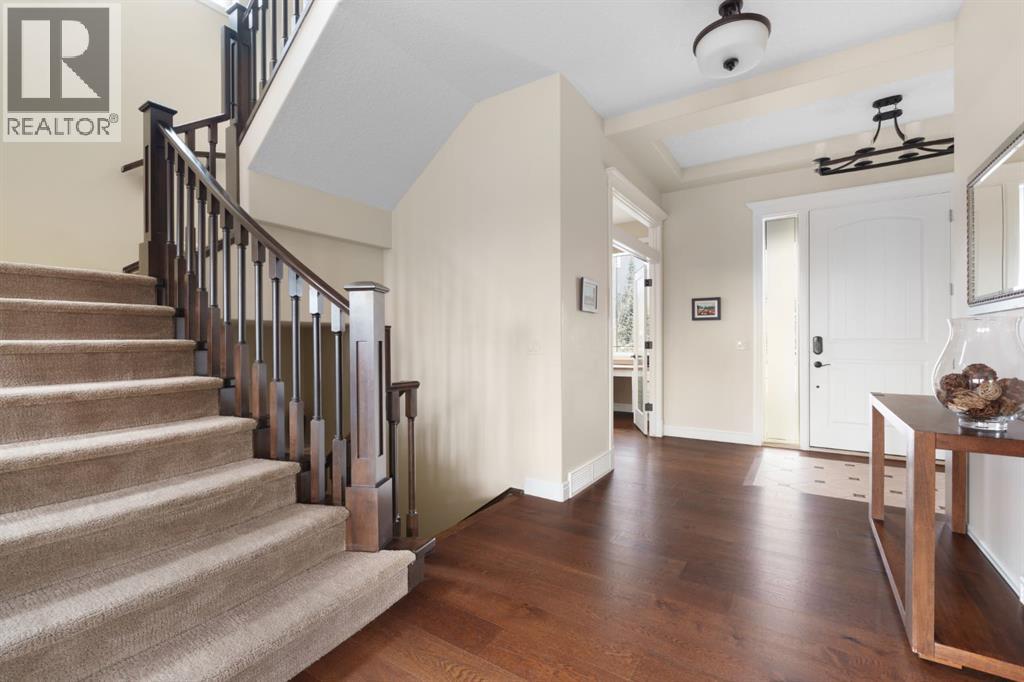 12 Fortress Court SW, Calgary, Alberta  T3H 0T8 - Photo 15 - A2293842