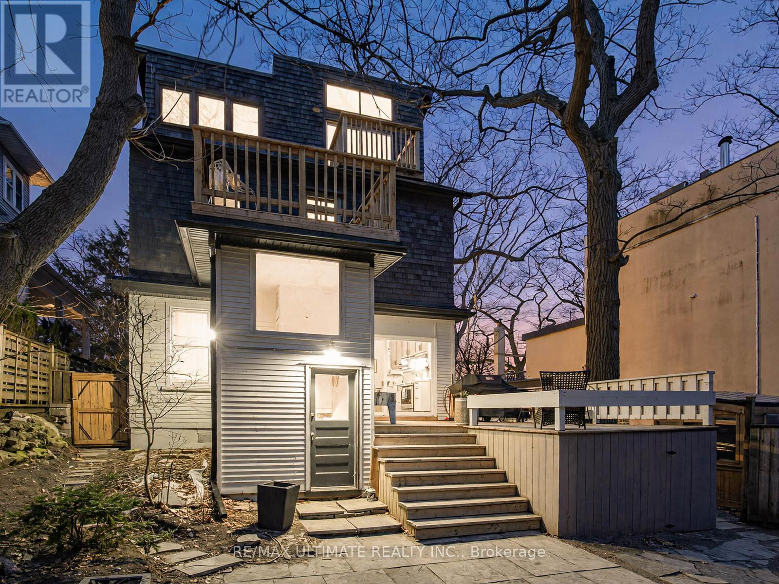 18 Blantyre Avenue, Toronto, Ontario  M1N 2R4 - Photo 43 - E12941418