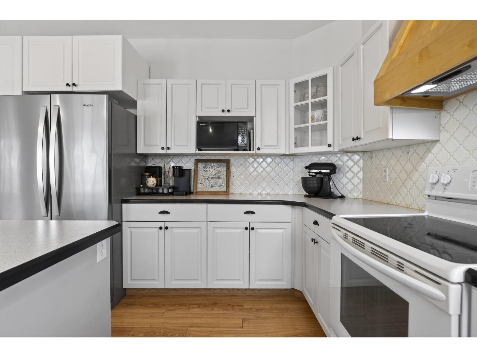 46402 Chester Drive, Sardis South, Chilliwack, British Columbia  V2R 5N4 - Photo 14 - R3102815