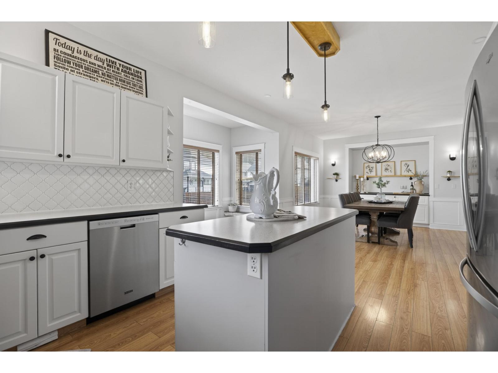 46402 Chester Drive, Sardis South, Chilliwack, British Columbia  V2R 5N4 - Photo 15 - R3102815