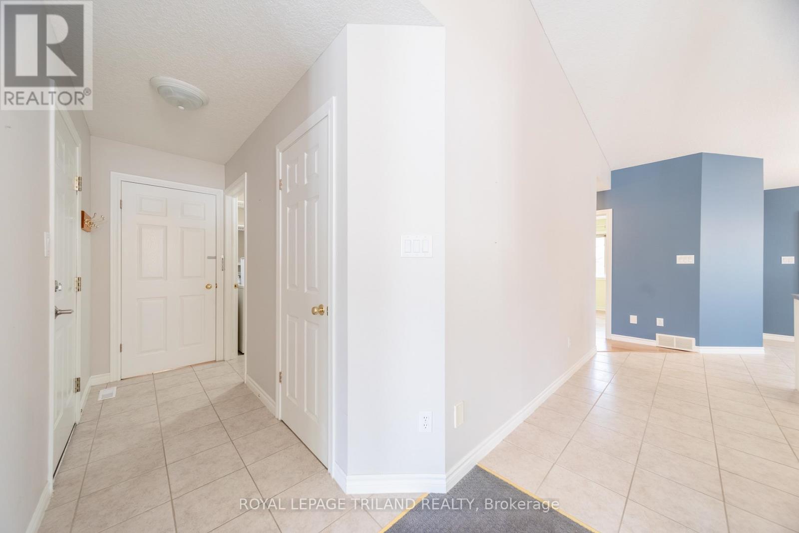 58 - 572 Thistlewood Drive, London North, Ontario  N5X 4N7 - Photo 28 - X12951566