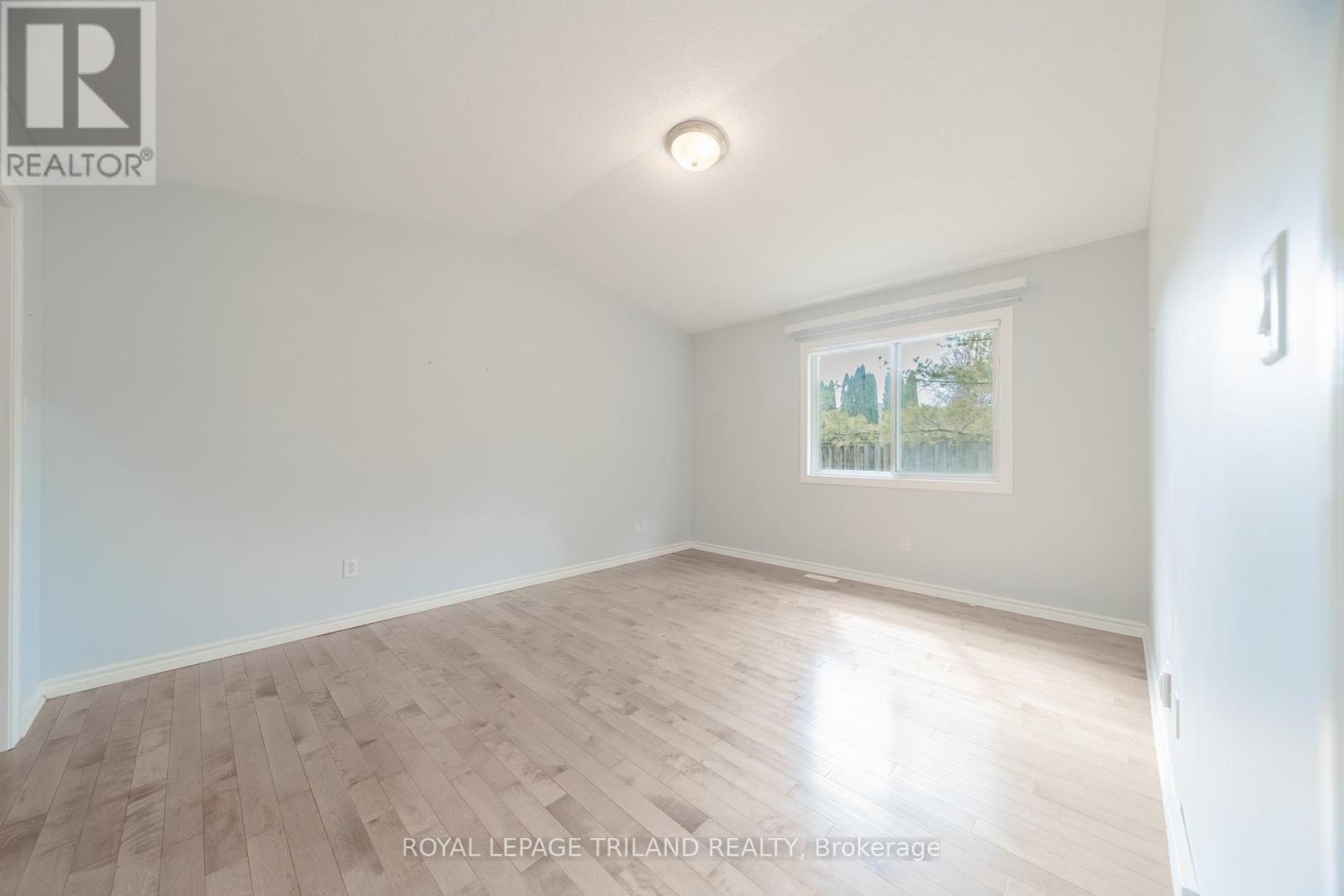 58 - 572 Thistlewood Drive, London North, Ontario  N5X 4N7 - Photo 30 - X12951566