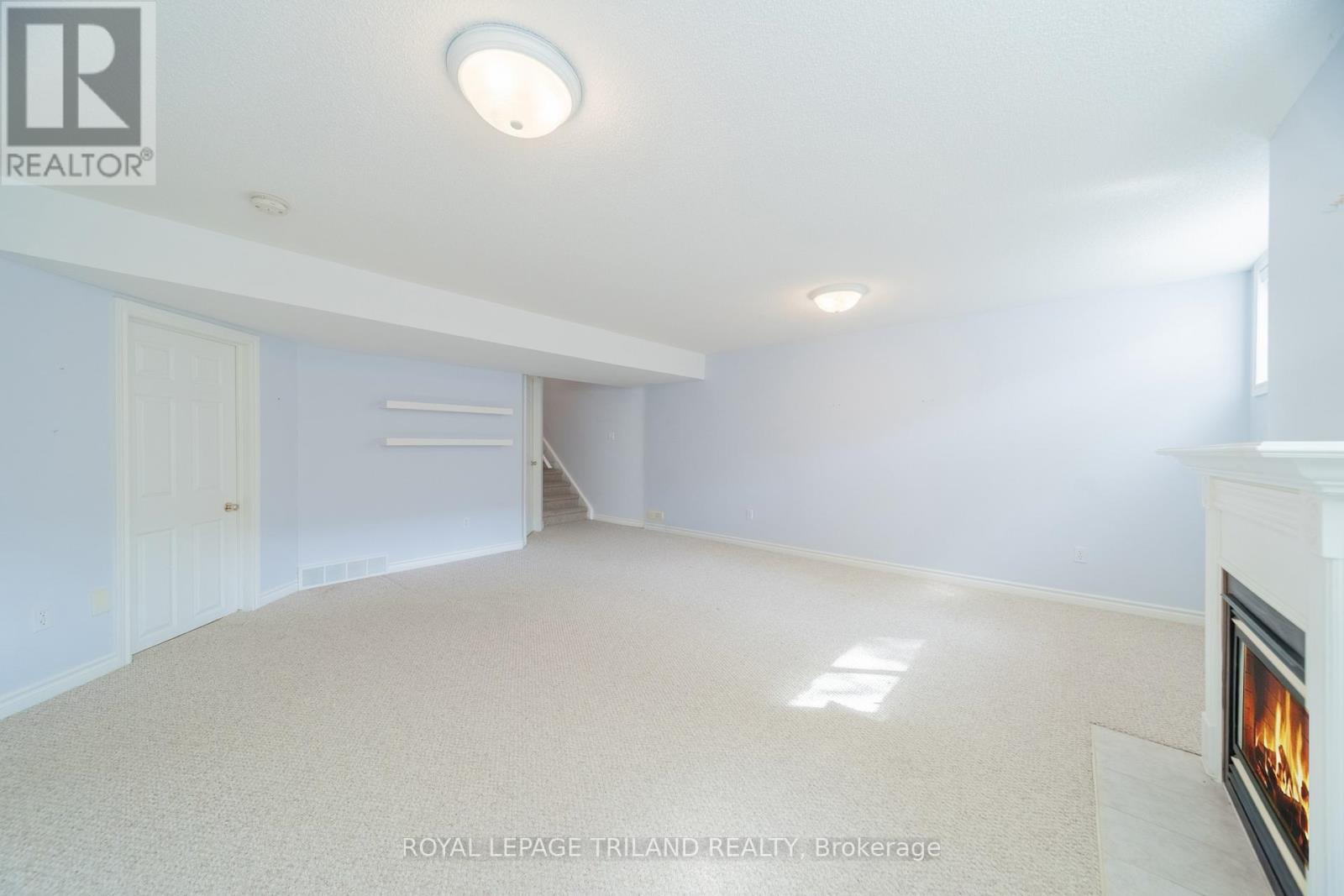 58 - 572 Thistlewood Drive, London North, Ontario  N5X 4N7 - Photo 39 - X12951566