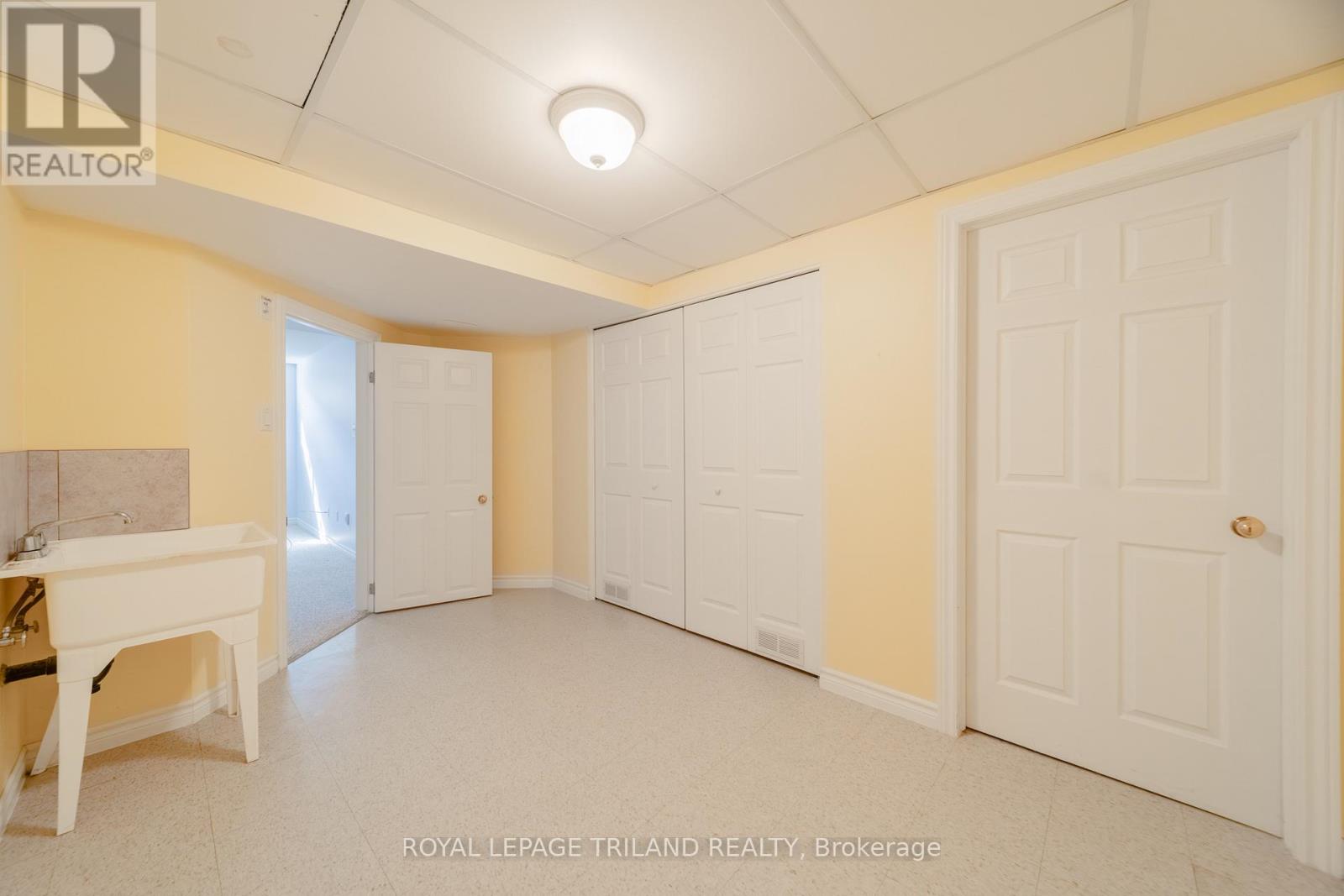 58 - 572 Thistlewood Drive, London North, Ontario  N5X 4N7 - Photo 42 - X12951566