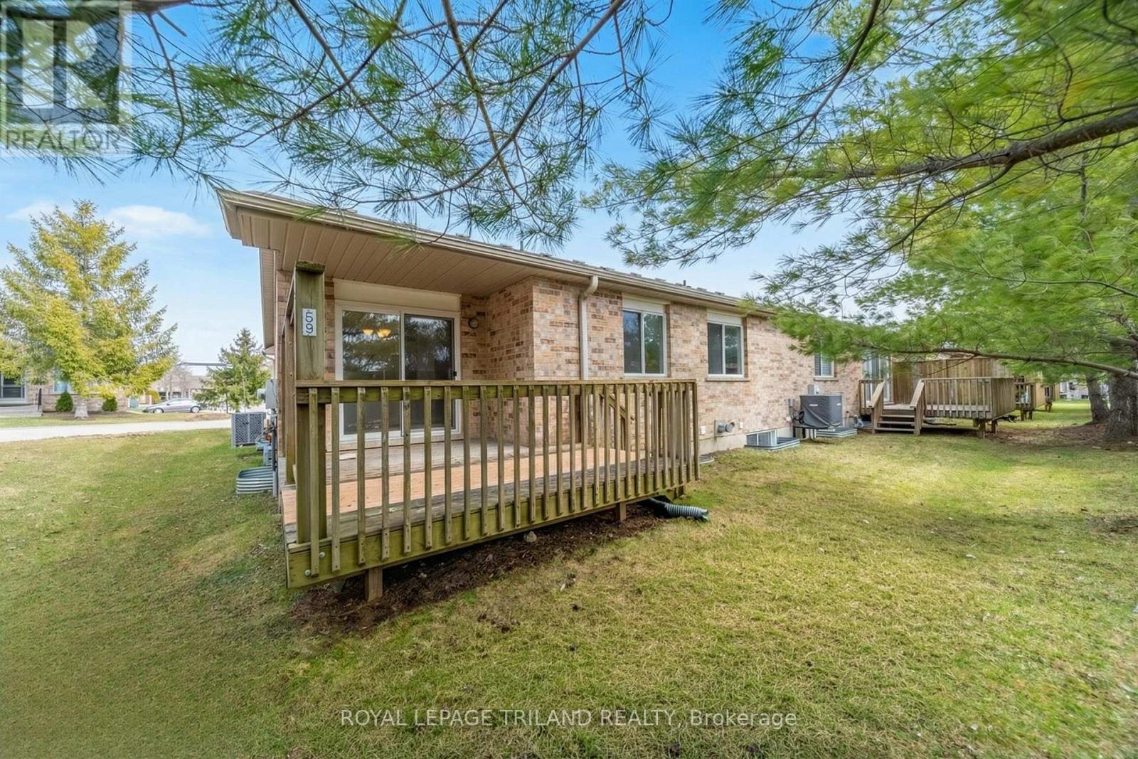 58 - 572 Thistlewood Drive, London North, Ontario  N5X 4N7 - Photo 48 - X12951566