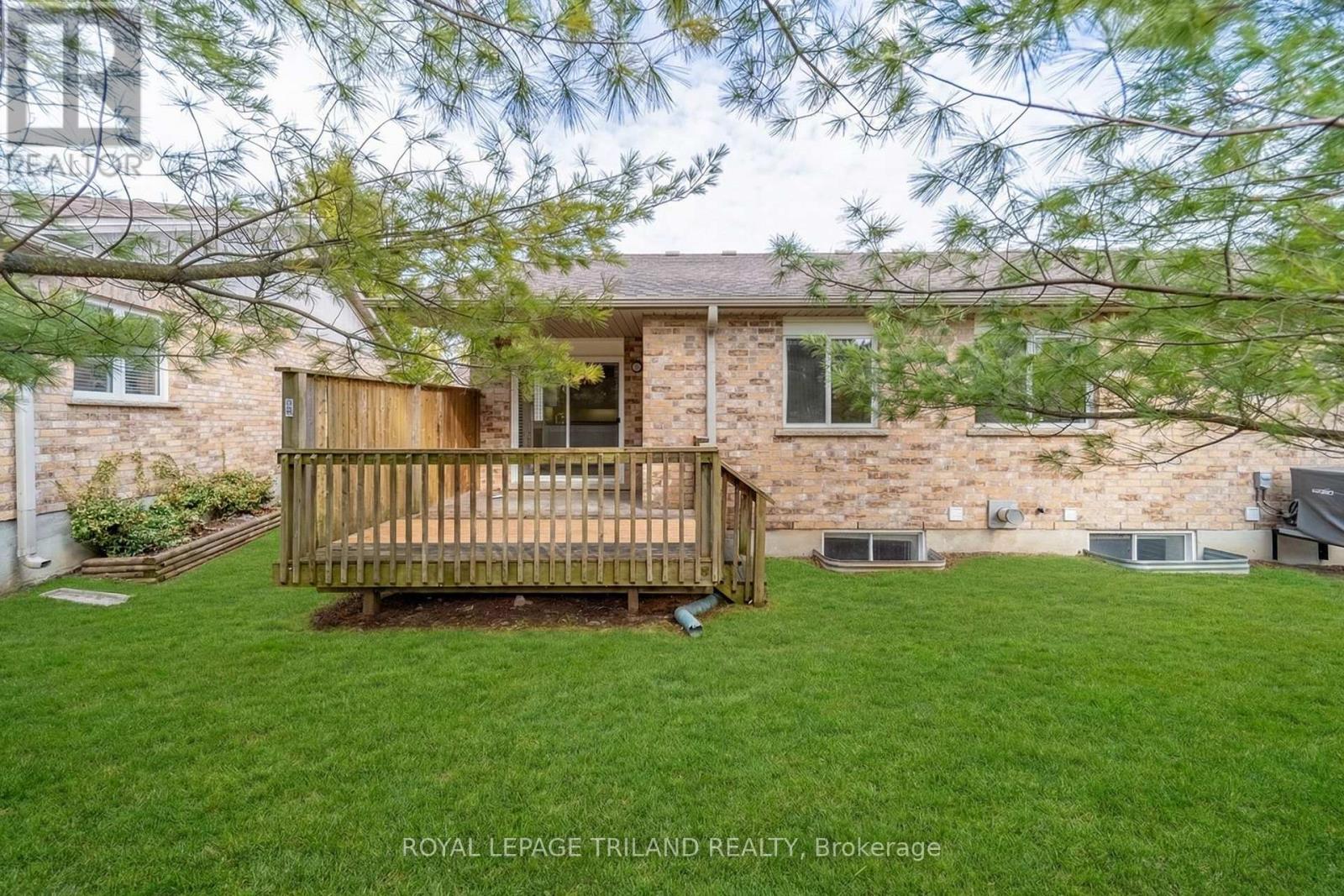 58 - 572 Thistlewood Drive, London North, Ontario  N5X 4N7 - Photo 8 - X12951566