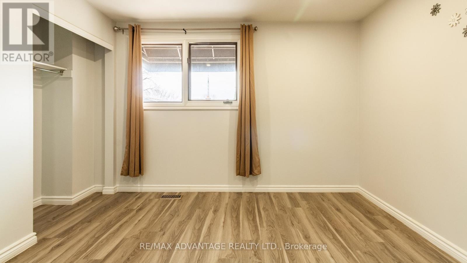 190 Fairview Avenue, St. Thomas, Ontario  N5R 5K4 - Photo 11 - X12951612