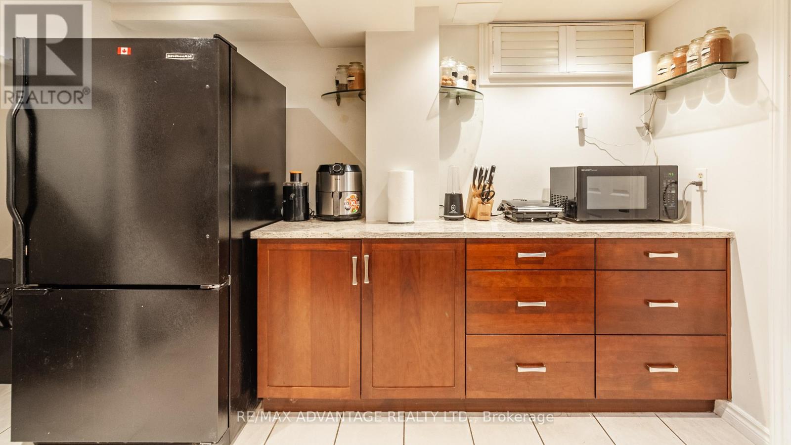 190 Fairview Avenue, St. Thomas, Ontario  N5R 5K4 - Photo 23 - X12951612