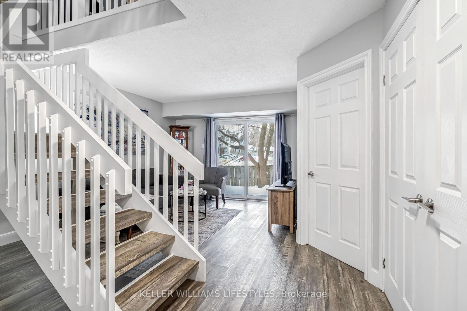 26 - 1399 Commissioners Road W, London South, Ontario  N6K 4G9 - Photo 6 - X12951694