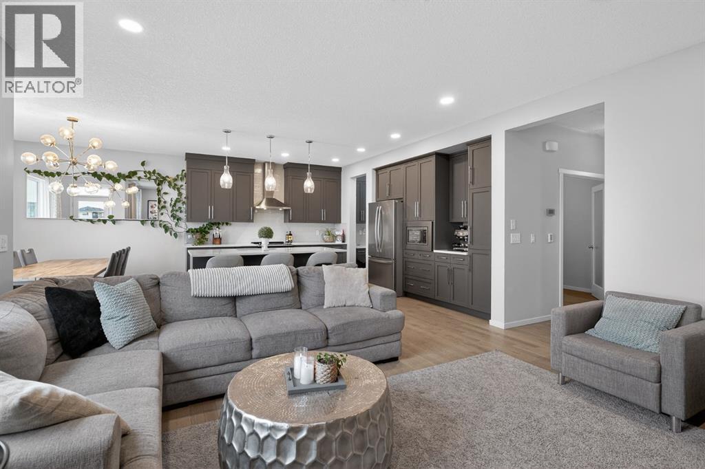 37 Kingsbury Close Se, Airdrie, Alberta  T4A 0R3 - Photo 12 - A2296020