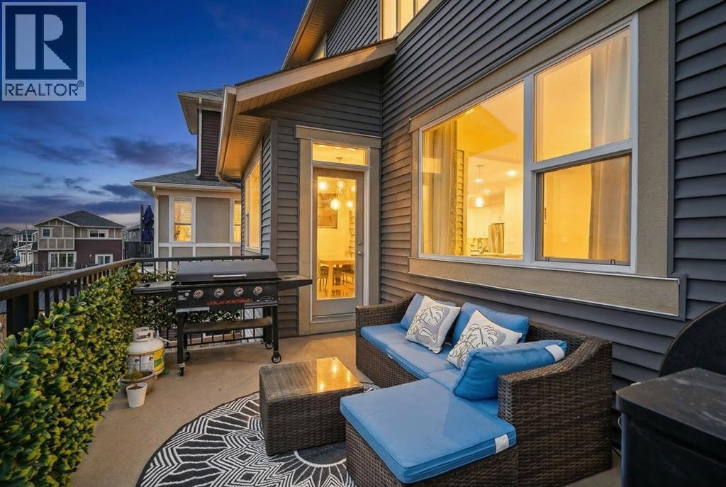 37 Kingsbury Close Se, Airdrie, Alberta  T4A 0R3 - Photo 2 - A2296020