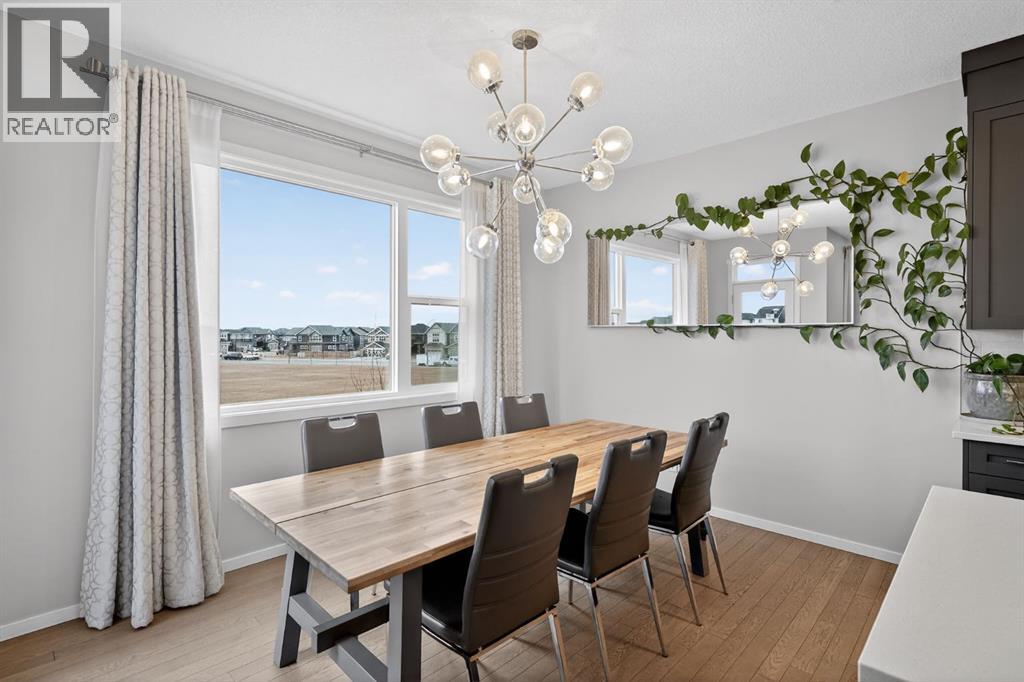 37 Kingsbury Close Se, Airdrie, Alberta  T4A 0R3 - Photo 15 - A2296020