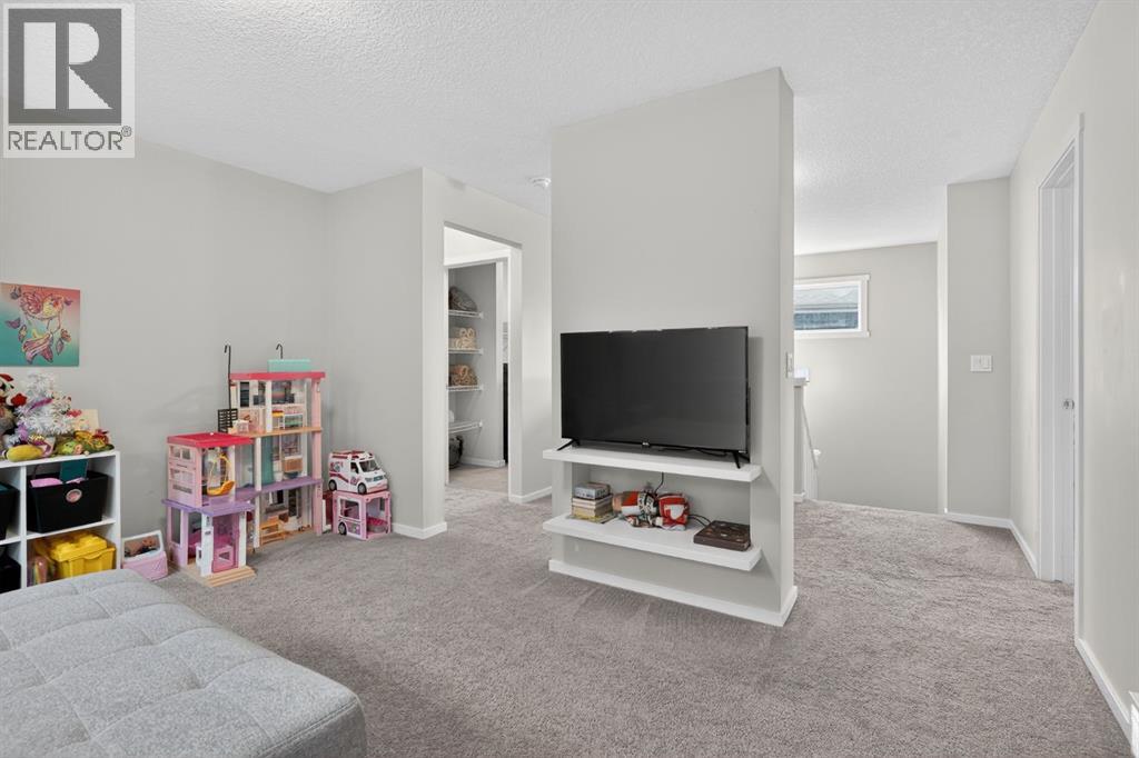 37 Kingsbury Close Se, Airdrie, Alberta  T4A 0R3 - Photo 30 - A2296020