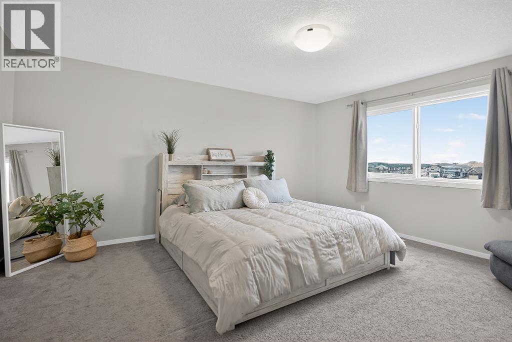 37 Kingsbury Close Se, Airdrie, Alberta  T4A 0R3 - Photo 31 - A2296020