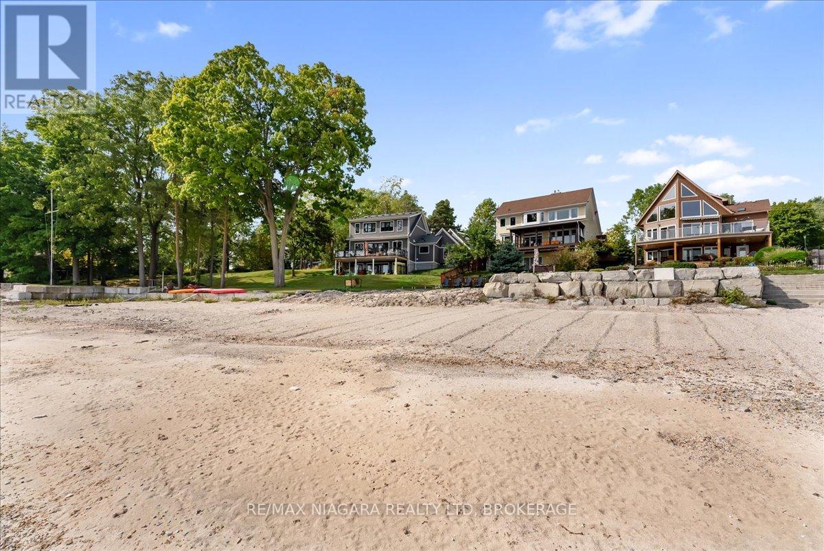 3585 Yacht Harbour Road, Fort Erie, Ontario  L0S 1N0 - Photo 12 - X12949060