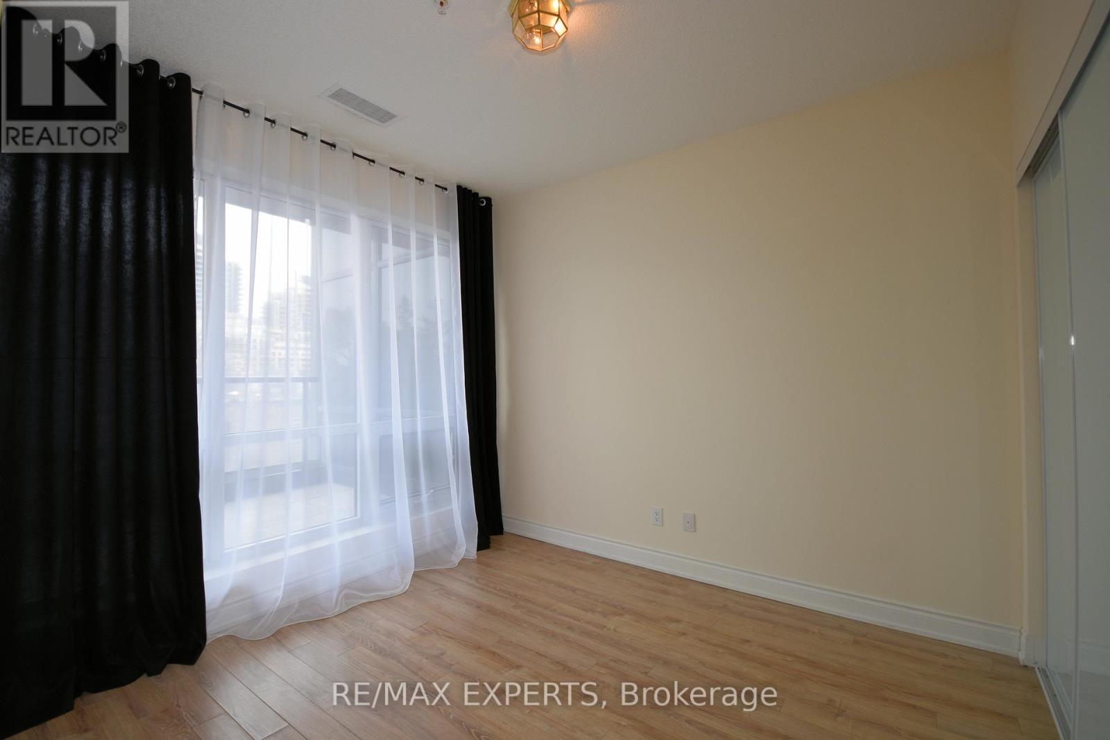 203 - 9090 Yonge Street, Richmond Hill, Ontario  L4C 0Z1 - Photo 16 - N12950112