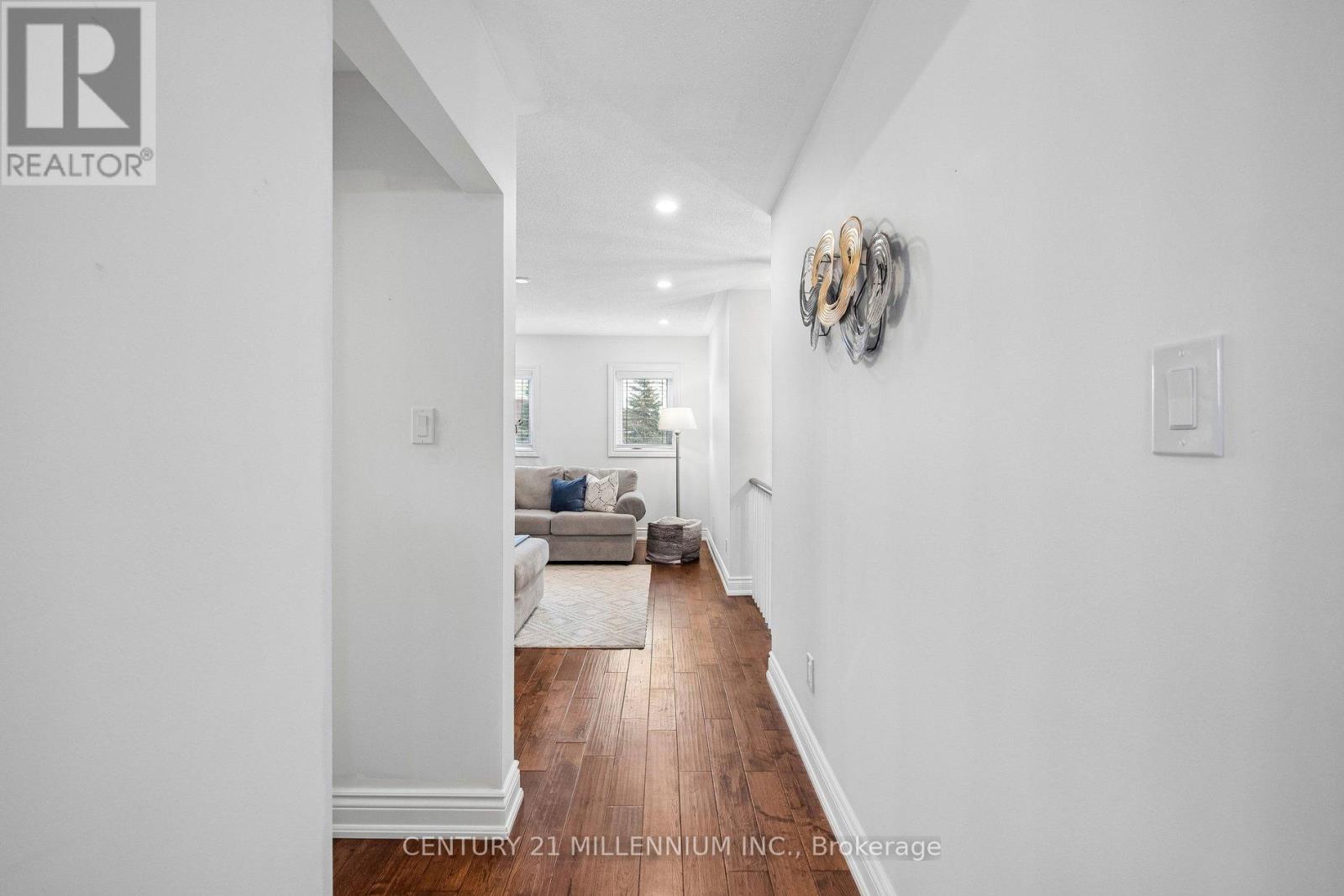 90 Baywell Crescent, Aurora, Ontario  L4G 7N4 - Photo 22 - N12951128