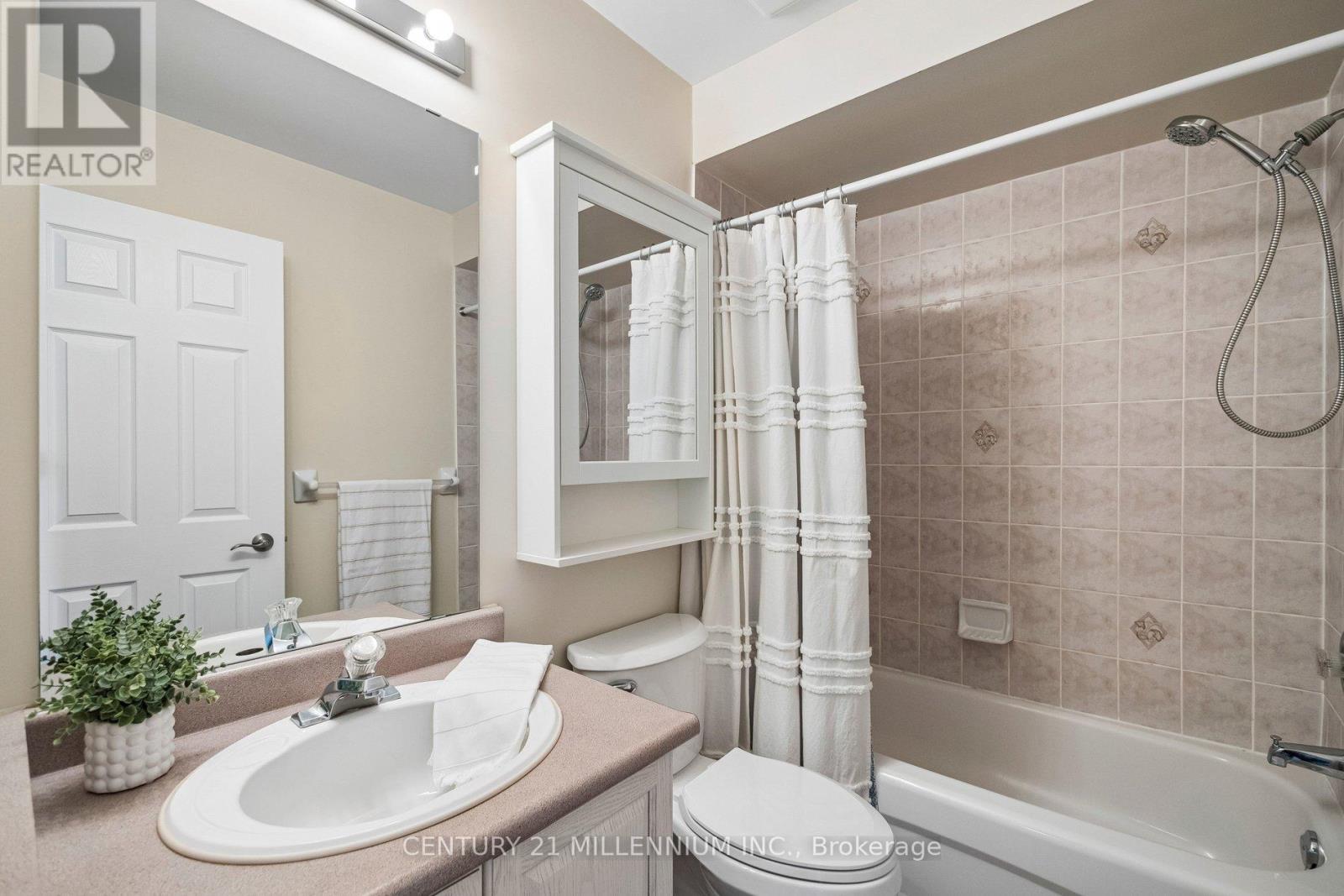 90 Baywell Crescent, Aurora, Ontario  L4G 7N4 - Photo 33 - N12951128