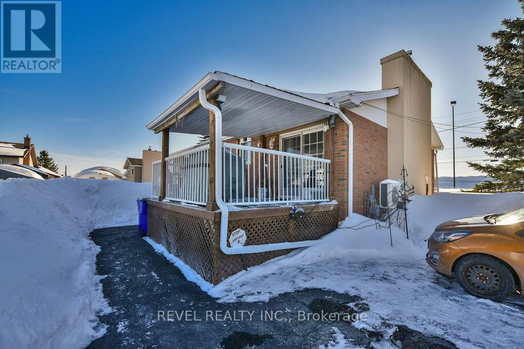 98 Shirley Street N, Timmins, Ontario  P4R 1B9 - Photo 3 - T12951636
