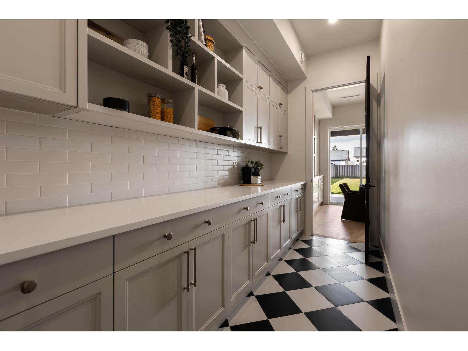 23717 40 Avenue, Langley, British Columbia  V2Z 2J9 - Photo 10 - R3105622