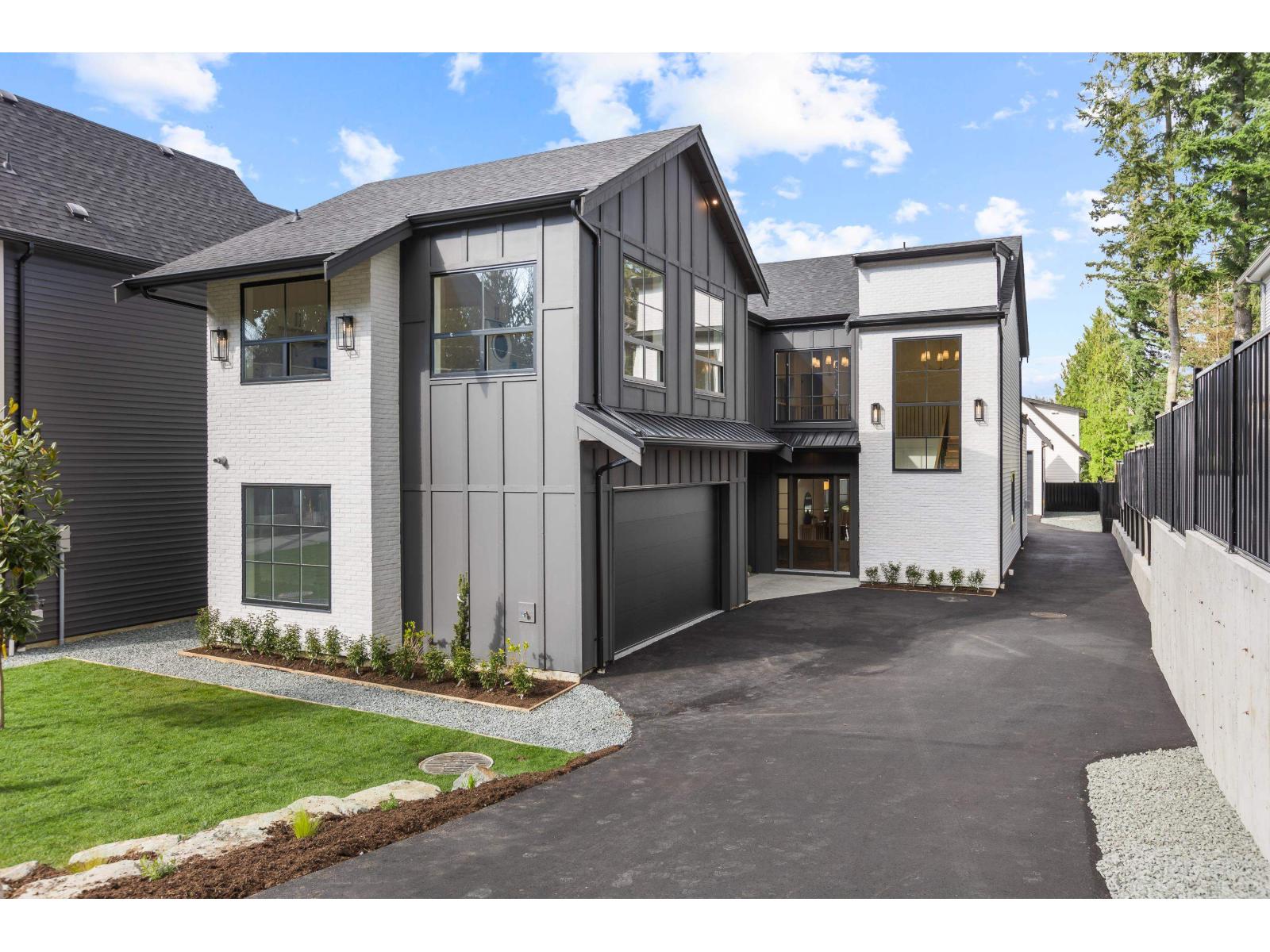 23717 40 AVENUE, Langley, British Columbia