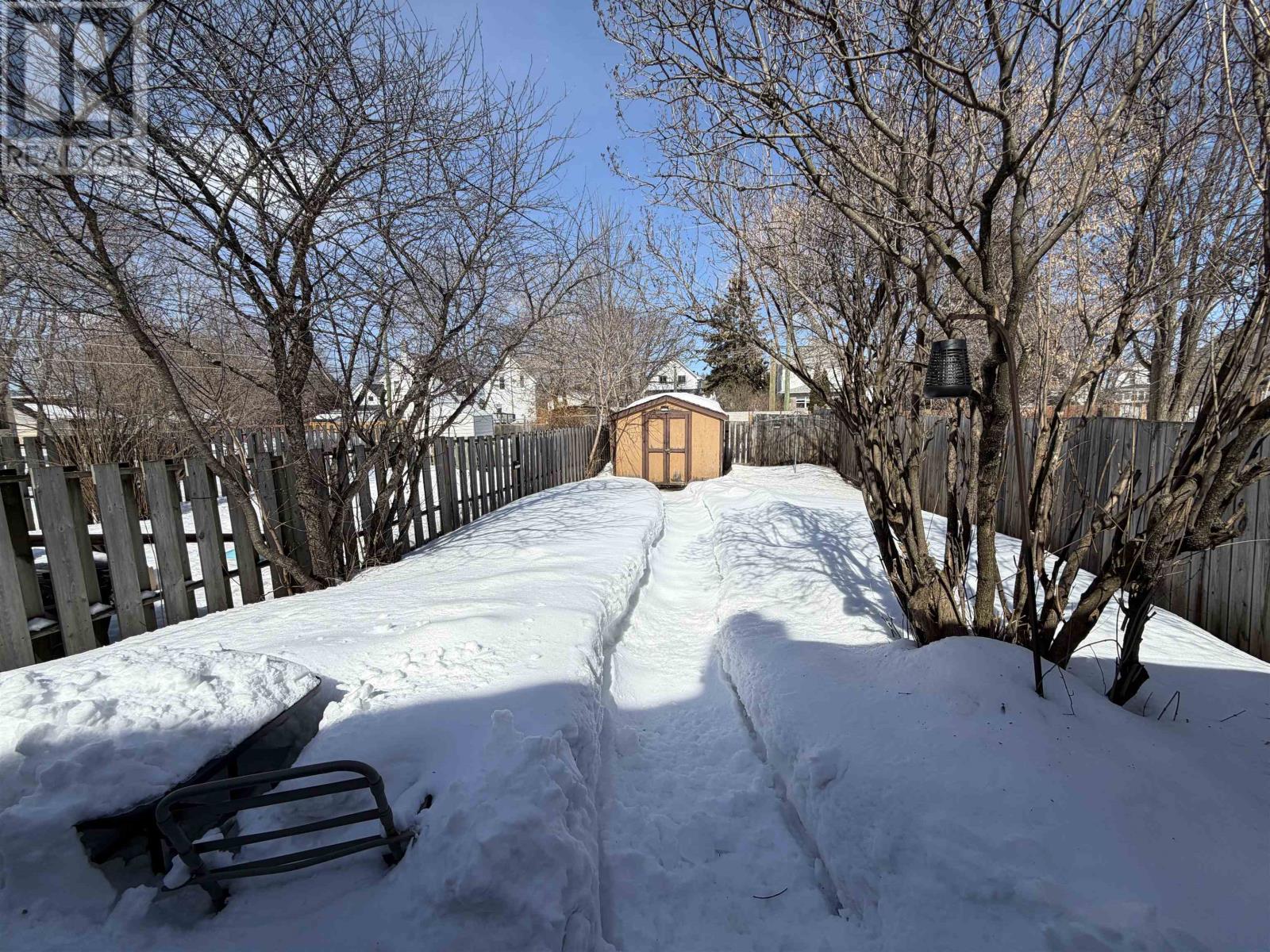 213 Cumming St, Thunder Bay, Ontario  P7C 1N8 - Photo 3 - TB2600533