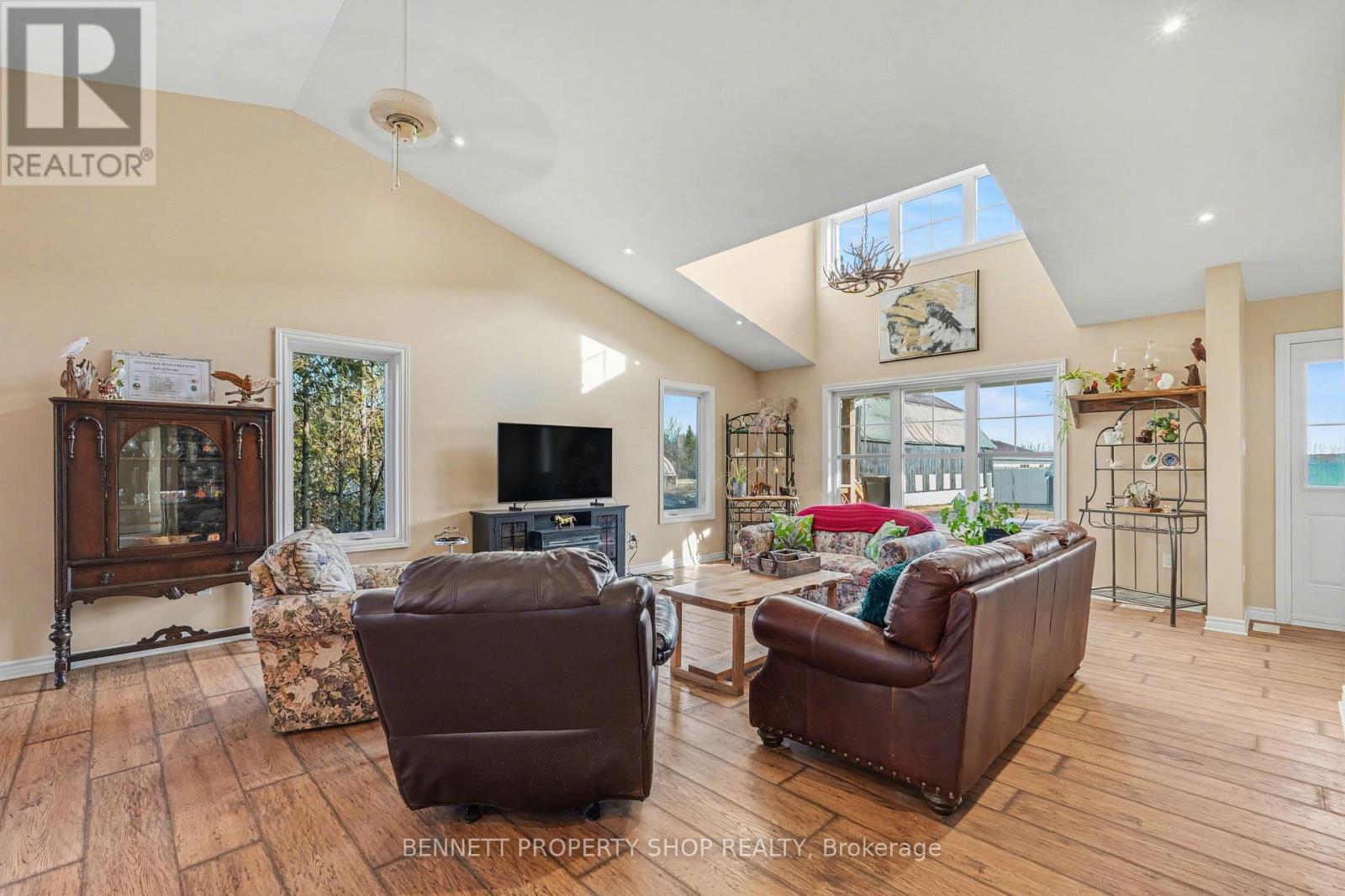 7261 Third Line Road S, Ottawa, Ontario  K0A 2E0 - Photo 5 - X12951498