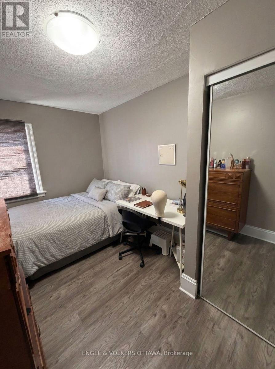 2 - 535 Mcleod Street, Ottawa, Ontario  K1R 5R2 - Photo 8 - X12951516