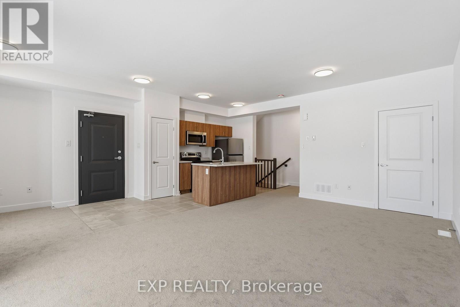 1007 Silhouette Private, Ottawa, Ontario  K2J 4S3 - Photo 5 - X12951596