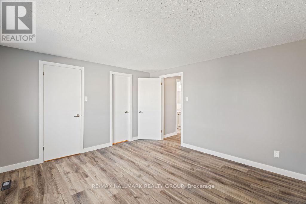 48 - 2276 Orient Park Drive, Ottawa, Ontario  K1B 4Z7 - Photo 24 - X12951600