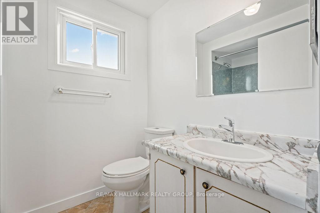 48 - 2276 Orient Park Drive, Ottawa, Ontario  K1B 4Z7 - Photo 26 - X12951600