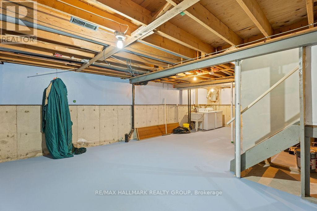 48 - 2276 Orient Park Drive, Ottawa, Ontario  K1B 4Z7 - Photo 36 - X12951600