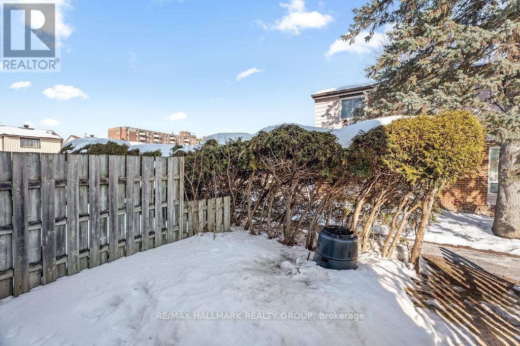 48 - 2276 Orient Park Drive, Ottawa, Ontario  K1B 4Z7 - Photo 37 - X12951600