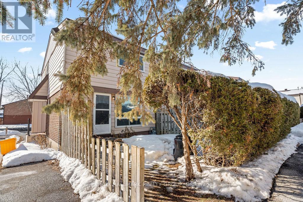 48 - 2276 Orient Park Drive, Ottawa, Ontario  K1B 4Z7 - Photo 39 - X12951600