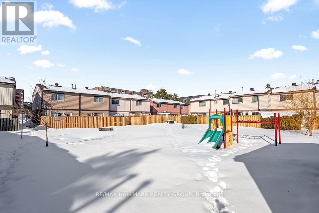 48 - 2276 Orient Park Drive, Ottawa, Ontario  K1B 4Z7 - Photo 40 - X12951600
