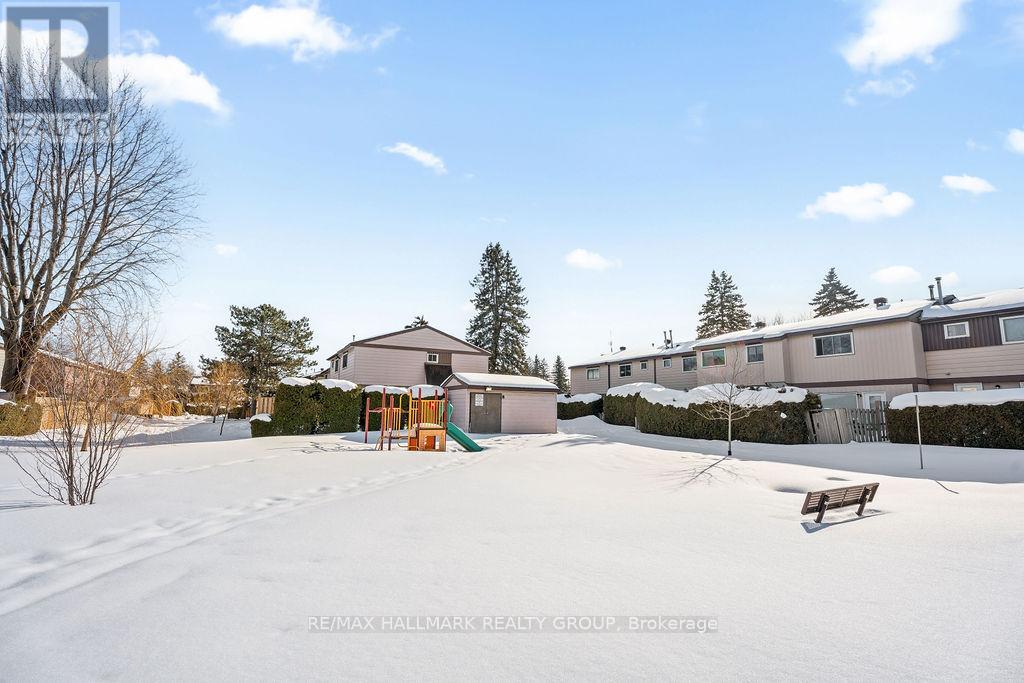 48 - 2276 Orient Park Drive, Ottawa, Ontario  K1B 4Z7 - Photo 41 - X12951600