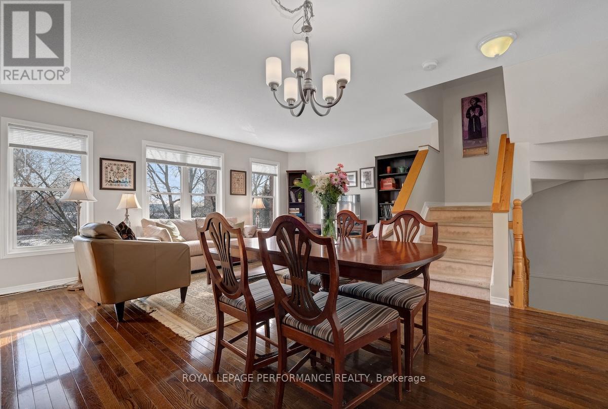 175 Arcola Private, Ottawa, Ontario  K1K 4W9 - Photo 12 - X12951656