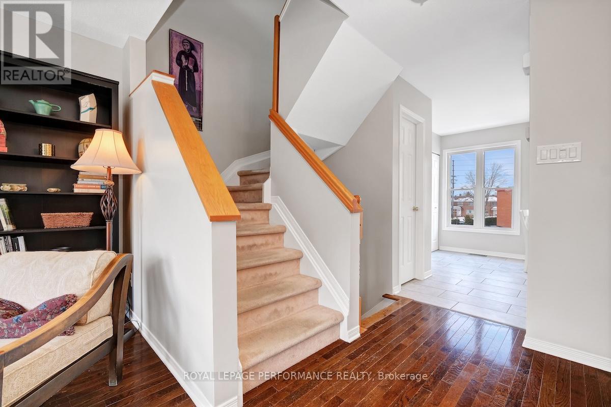 175 Arcola Private, Ottawa, Ontario  K1K 4W9 - Photo 18 - X12951656