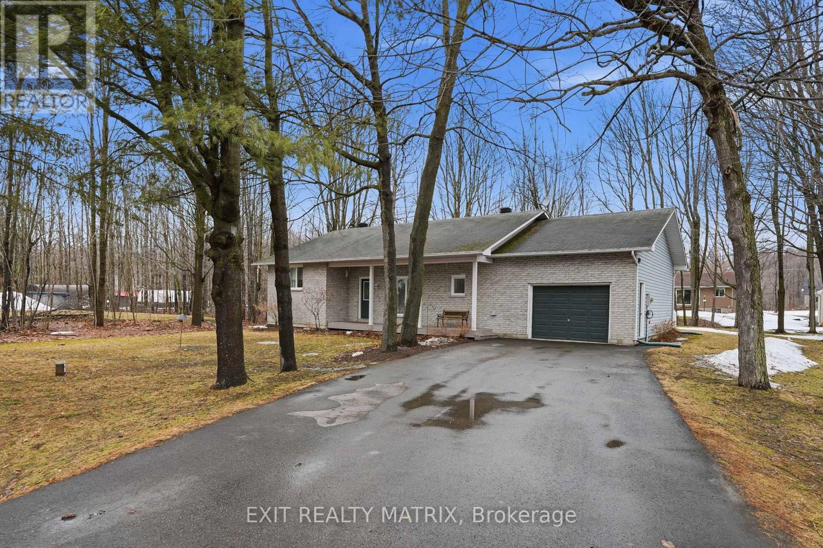 11 Jean Paul Road, The Nation, Ontario  K0A 1M0 - Photo 2 - X12951666