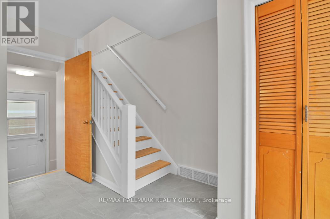 1206 Checkers Road, Ottawa, Ontario  K2C 2S7 - Photo 5 - X12951692