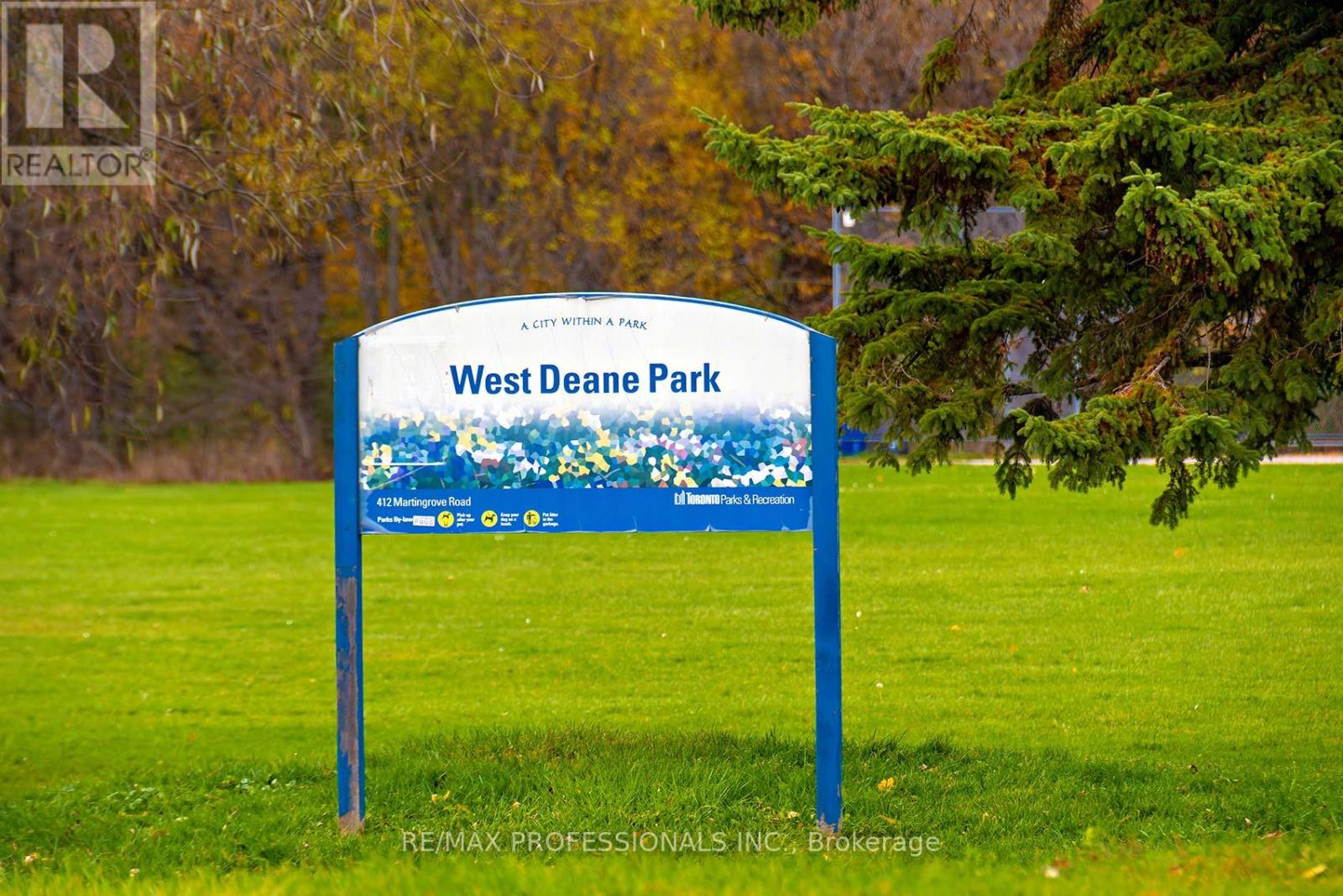 17 Beaver Bend Crescent, Toronto, Ontario  M9B 5P7 - Photo 38 - W12944140