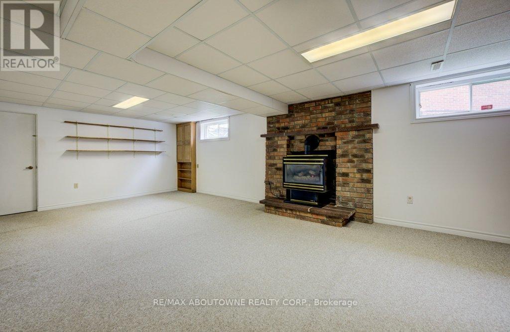 440 Parkridge Crescent, Oakville, Ontario  L6M 1B2 - Photo 20 - W12950592