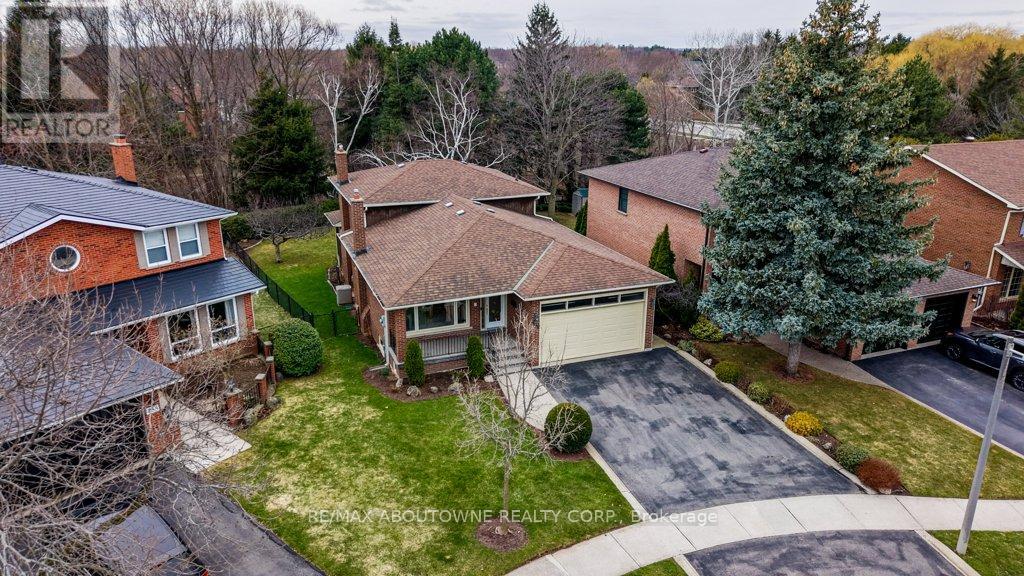 440 Parkridge Crescent, Oakville, Ontario  L6M 1B2 - Photo 34 - W12950592