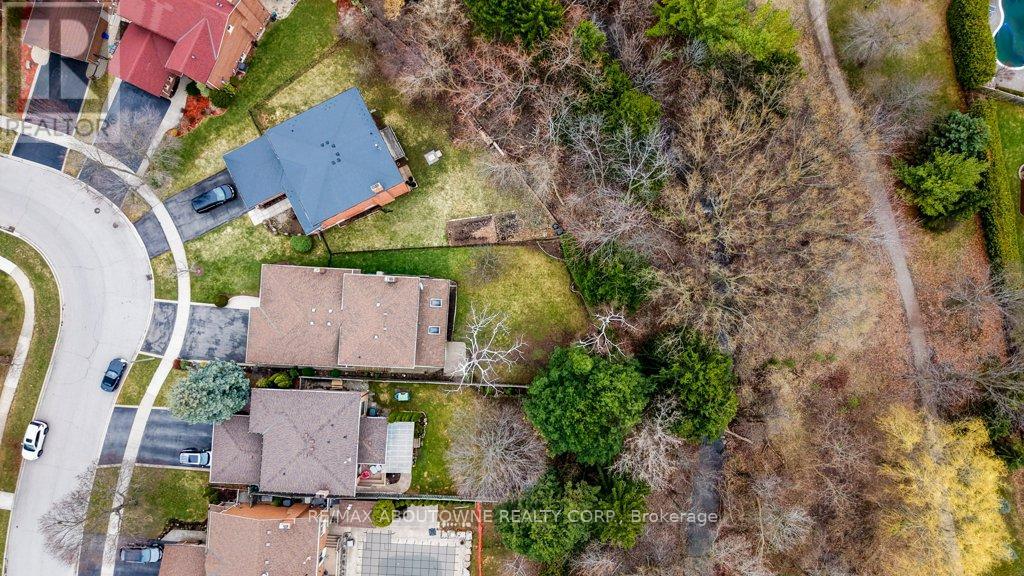 440 Parkridge Crescent, Oakville, Ontario  L6M 1B2 - Photo 30 - W12950592