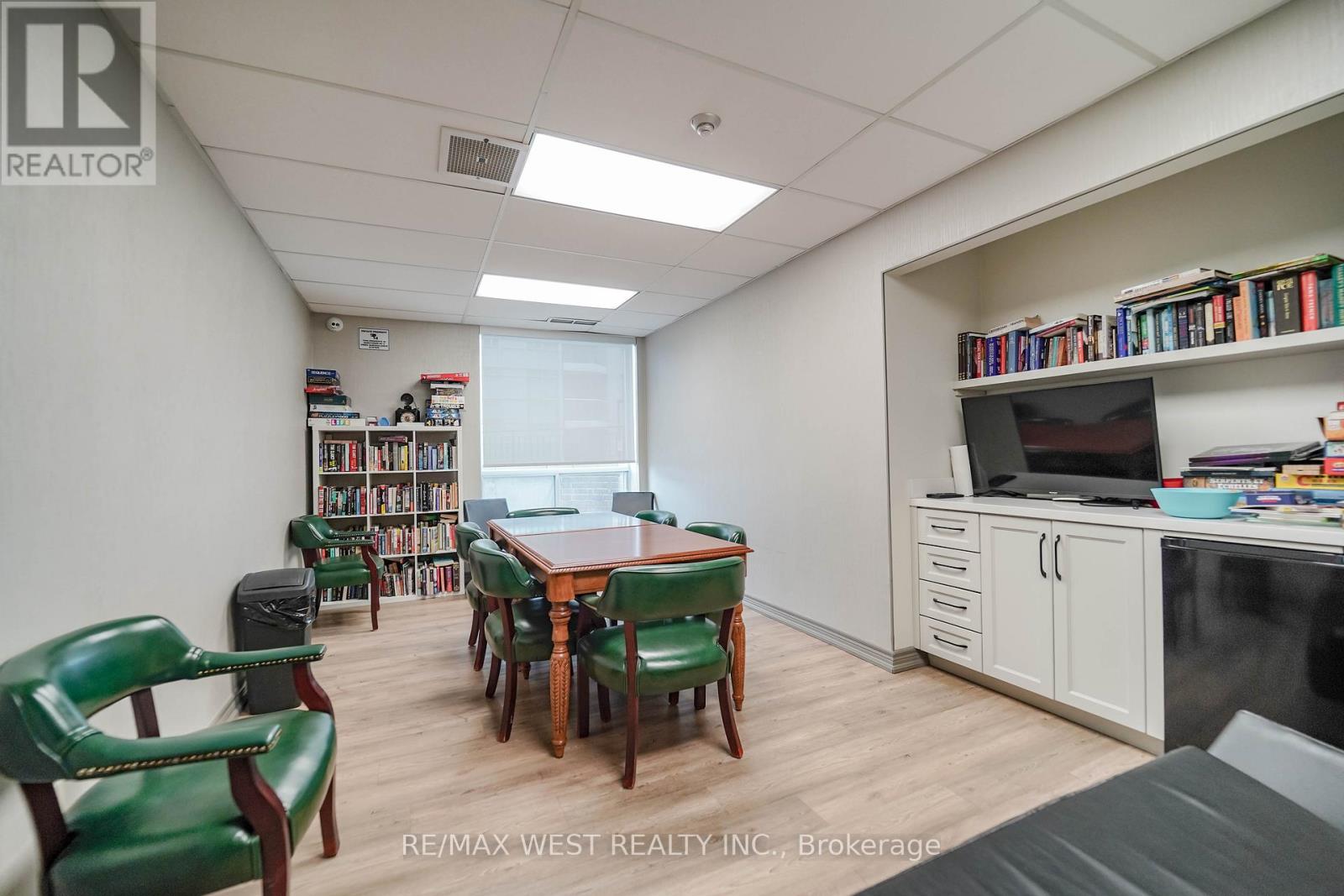 309 - 190 Manitoba Street, Toronto, Ontario  M8Y 3Y8 - Photo 11 - W12951176