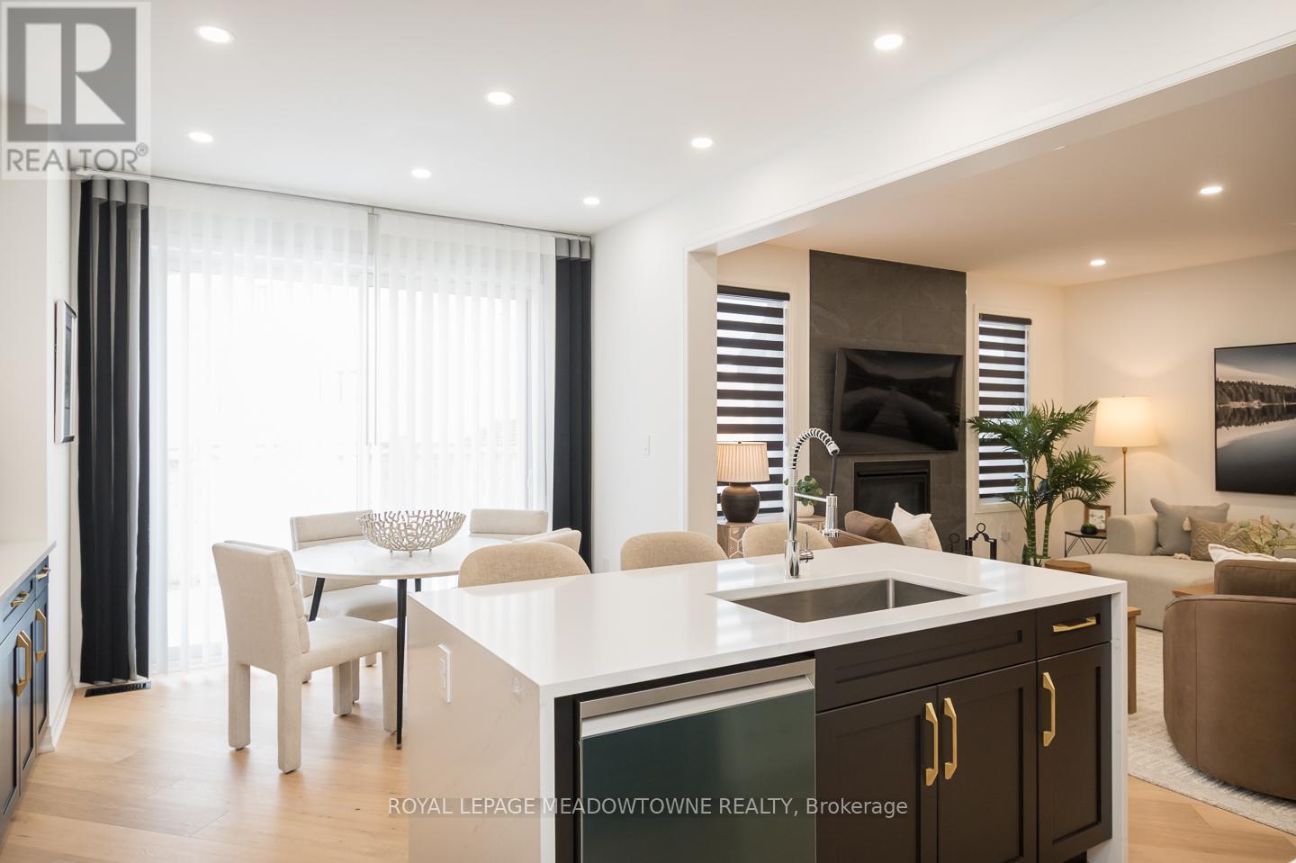 1281 Muskoka Heights, Milton, Ontario  L9E 1Z1 - Photo 6 - W12951364