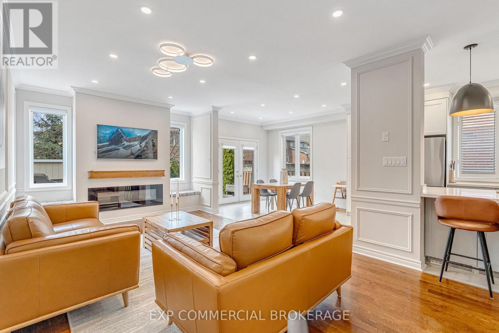 2264 Highcroft Road, Oakville, Ontario  L6M 4Y4 - Photo 10 - W12951372