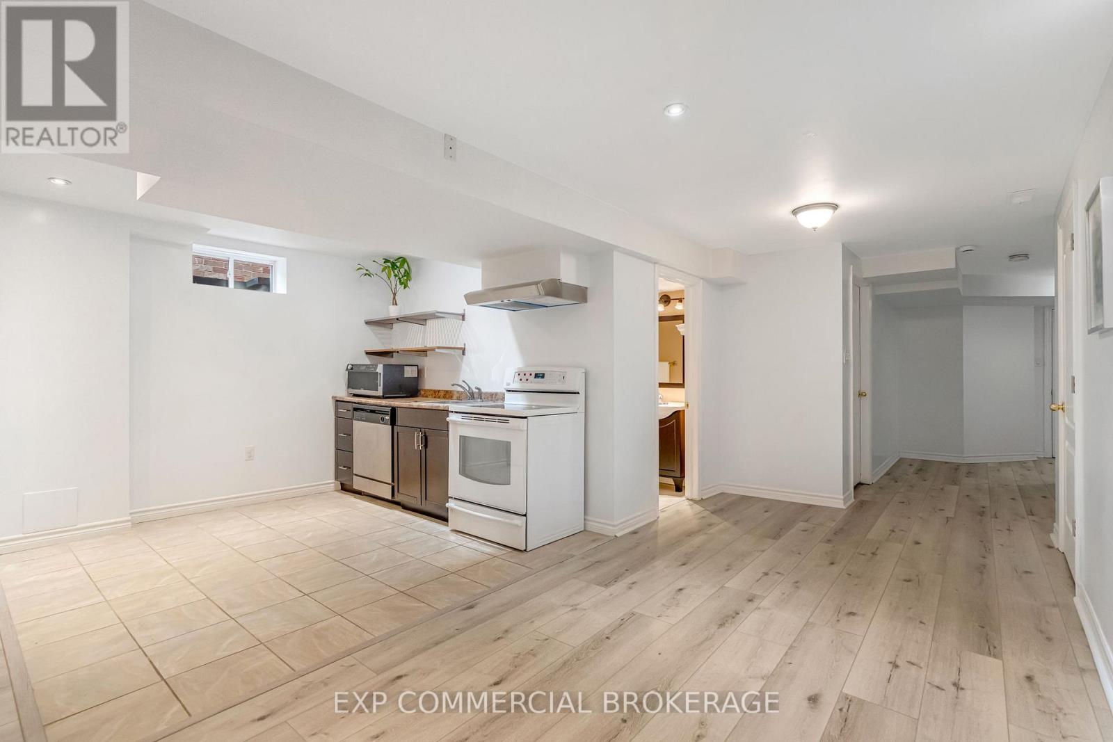 2264 Highcroft Road, Oakville, Ontario  L6M 4Y4 - Photo 41 - W12951372